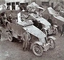 Auto-canon Renault 2e Groupe d'autos-canons Marine (février 1915).
