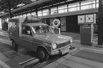 16 juillet 1985, une Talbot 1100 fourgonnette au banc de test.