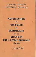 Autorisation de circuler pour taxis parisiens dans les années 1980.