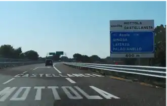 La route européenne 843 au niveau de la sortie Mottola-Castellaneta.