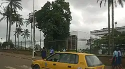 Description de cette image, également commentée ci-après