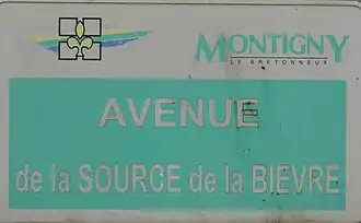 Avenue de la Source et de la Bièvre.