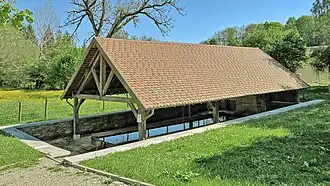 Le lavoir restauré.