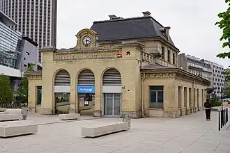 Image illustrative de l’article Gare de Neuilly - Porte Maillot