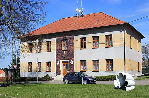 Břasy : la mairie.