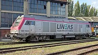 BB 75025, livrée "Lineas" (rose)