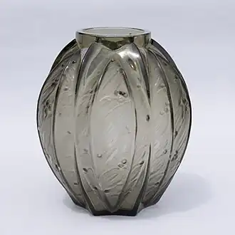 Maison Verlys, modèle Mimosa, 267&nbsp;mm.