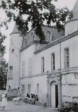 Château des Quayres, maison maternelle.