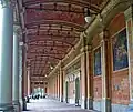 Galerie extérieure de l'établissement thermal de Baden-Baden.