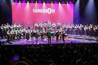 Description de cette image, également commentée ci-après