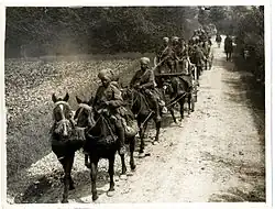 Un convoi de la cavalerie, Europeana collections 1914-1918