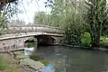 Pont de pierre sur la Vanne.