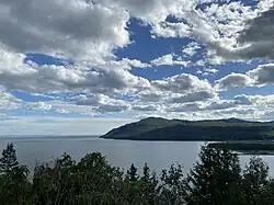 Vue sur le Fleuve St-Laurent (2020).