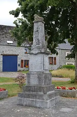 Monument aux morts.
