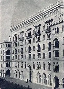 Immeuble résidentiel, construit à Bakou dans les années 1950