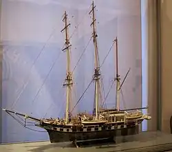 Le "Neptune". Maquette de baleinier construit en 1824 en Loire Atlantique. Chasse à la baleine pour le commerce de l'huile et des fanons. Ier étage, escalier / salle 12