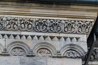 Frises à la cathédrale Saint-Pierre-et-Saint-Georges à Bamberg en Allemagne.