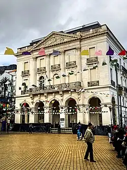 Banque de l'Algérie, place du 1er novembre.