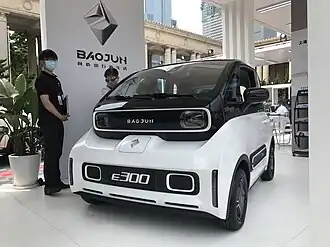 Baojun E300