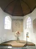 Baptistère situé dans la première chapelle nord (en partant de la nef).