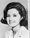 Barbara Parkins(Betty Anderson)