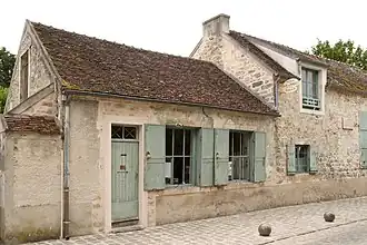 Maison-atelier d'artiste musée Millet, du hameau voisin de Barbizon.