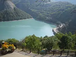 Barrage du Chambon en 2005.