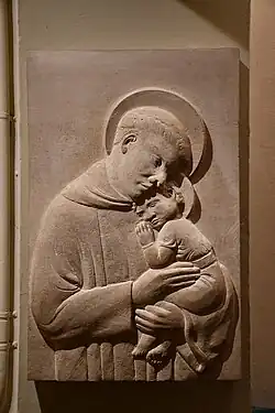 Bas-Relief de Saint Antoine de Padoue par Mme Jean Moser.