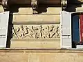 No&nbsp;8 : le bas-relief.