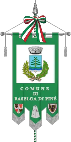 Drapeau de Baselga di Pinè