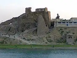 Image illustrative de l’article Forteresse Bash Tapia