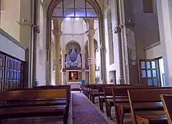 L'intérieur de la nef.