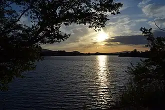 Coucher de soleil sur l'île de Bateman