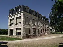 L'ancien pavillon « Les Tilleuls », agrandi en 1947.