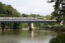 BB 7200 no&nbsp;7338 tractant un TER Aquitaine.