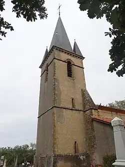 Le clocher de l'église.