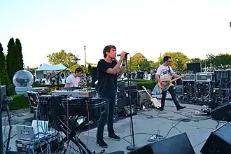 Description de l'image Bear in heaven at the rock and roll hall of fame.jpg.