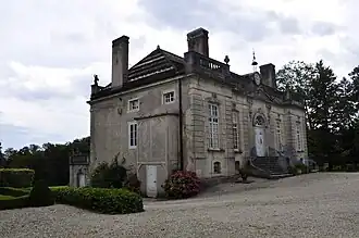 Façade antérieure et pignon nord-est.