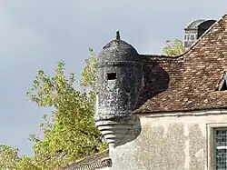 Une échauguette du château d'Aucors.