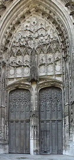 Portail nord du transept.