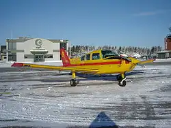 Description de l'image Beechcraft BE-23 Sundowner C-GJML.JPG.