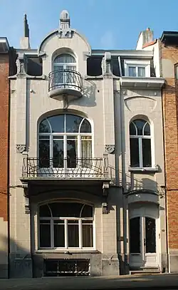 Façade du no&nbsp;92.