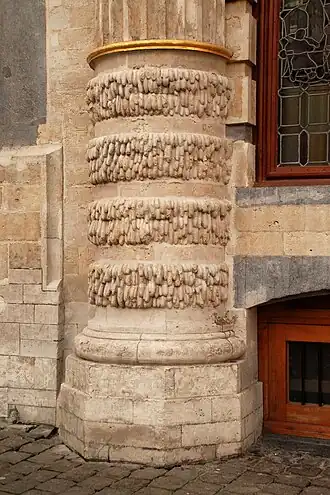 Base de colonnedu rez-de-chaussée.