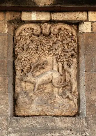 Bas-relief« De Vliegende Hert ».