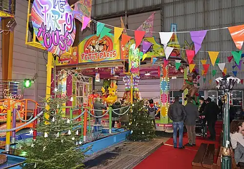 Manège pour enfants.