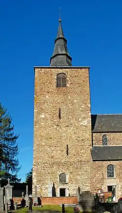 La tour vue du sud-est.