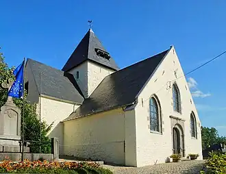 L'église vue de l'ouest.