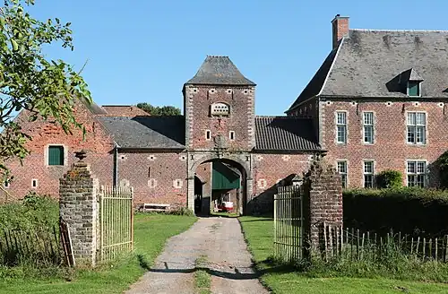 Le porche colombier.