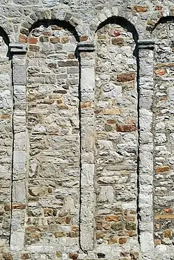 Détail des arcades.