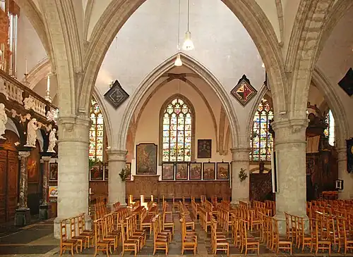 Vue transversale sur la travée occidentale.